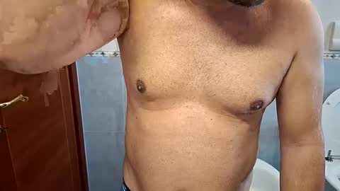 Snapshot of fede2985 chatting on December 26, 10:05 am Fede online show from December 26, 10:05 am