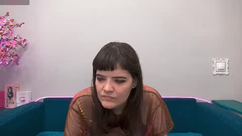 Laura online show from July 5, 5:14 am