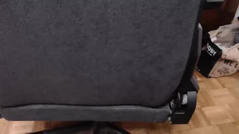 Snapshot of feetlover7878 chatting on November 6, 12:28 pm feetlover7878 online show from November 6, 12:28 pm