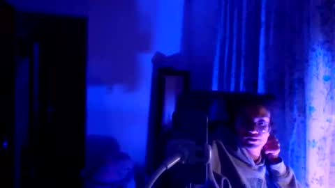 Snapshot of feetnymph chatting on November 20, 8:14 am Soley online show from November 20, 8:14 am