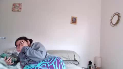 Soley online show from February 19, 6:59 pm