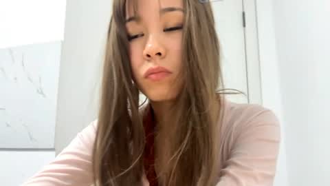 Fengxi online show from April 4, 5:10 pm