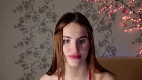 Frida online show from April 30, 8:57 pm
