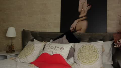Snapshot of feliciakrige chatting on May 12, 7:00 pm FeliciaKrige online show from May 12, 7:00 pm