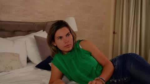 Snapshot of feliciakrige chatting on July 29, 9:24 pm FeliciaKrige online show from July 29, 9:24 pm