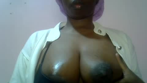 Snapshot of feliciamula chatting on July 26, 11:33 pm felicia online show from July 26, 11:33 pm
