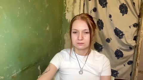 Lola online show from April 28, 9:20 pm