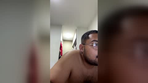 Snapshot of felipebig1999 chatting on March 22, 2:59 am felipebig1999 online show from March 22, 2:59 am