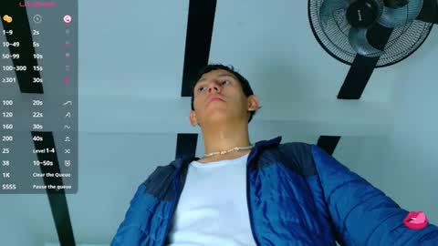 felipehotgonzalez online show from December 2, 12:21 pm