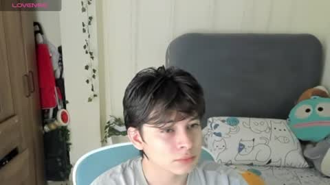 Snapshot of felix_leex chatting on June 15, 6:54 pm Felix leex online show from June 15, 6:54 pm
