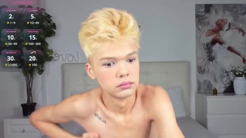 Felix online show from November 23, 4:40 pm