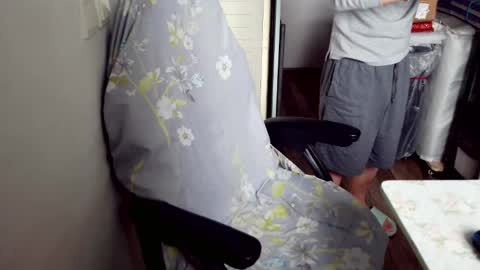 felixlau online show from December 23, 3:48 am