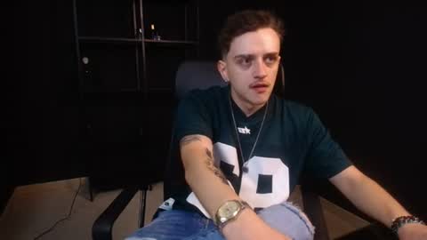 Snapshot of felixstark chatting on July 22, 8:50 am FelixStark online show from July 22, 8:50 am