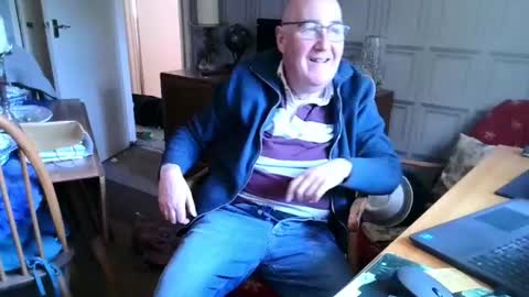 Snapshot of fellainsp8 chatting on February 2, 1:41 pm Adam online show from February 2, 1:41 pm