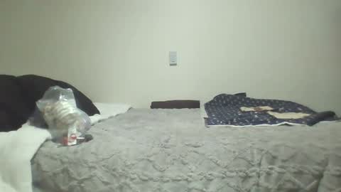 Snapshot of fellatio13 chatting on January 5, 11:52 pm fellatio13 online show from January 5, 11:52 pm