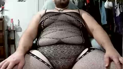 Snapshot of fellowshipmyass chatting on November 14, 5:28 am fellowshipmyass online show from November 14, 5:28 am