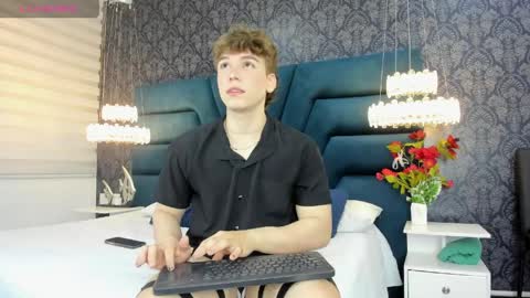 Femboy Max online show from March 21, 11:48 am