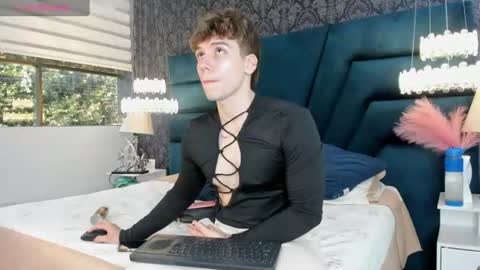 Femboy Max online show from July 16, 12:00 pm