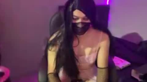 Snapshot of femboy_princess_hot chatting on July 8, 2:38 am femboy_princess_hot online show from July 8, 2:38 am