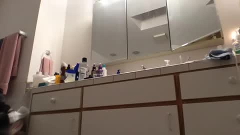 Snapshot of femdomisgood chatting on December 18, 3:01 am Femdomisgood online show from December 18, 3:01 am