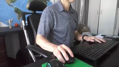 femdomsubby online show from December 4, 2:31 am