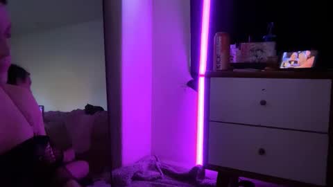 Snapshot of femgirl99 chatting on December 4, 11:46 pm this is justice tricia a bigelow. she was fucking my husband tom girardi online show from December 4, 11:46 pm