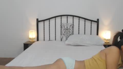 Snapshot of femininets69 chatting on February 8, 5:51 am kaylee online show from February 8, 5:51 am