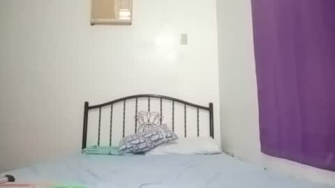 kaylee online show from June 15, 1:52 am