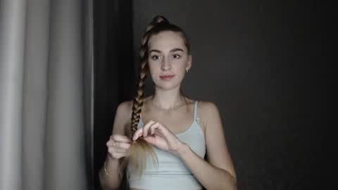 Femke online show from January 10, 8:15 pm