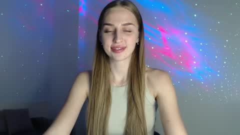 Femke online show from February 4, 9:10 pm