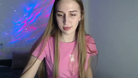 Femke online show from February 12, 6:51 pm