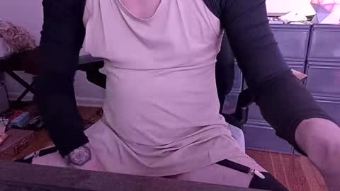 femme_mystique online show from November 6, 9:10 am