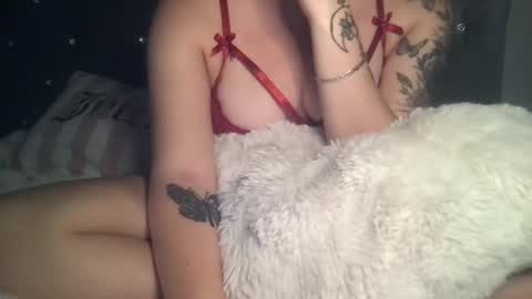     online show from October 1, 1:33 am