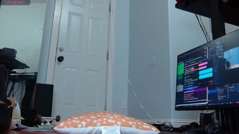 Snapshot of feralasf chatting on February 17, 3:58 am FE fee online show from February 17, 3:58 am