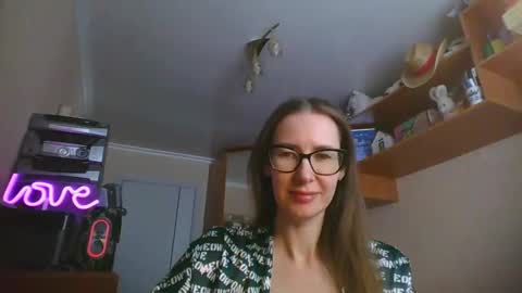 feraliss online show from February 22, 10:58 am