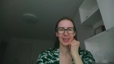 feraliss online show from April 12, 9:58 am