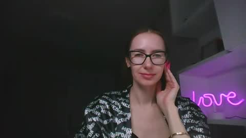 feraliss online show from April 12, 10:04 pm
