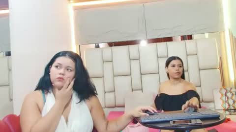 Snapshot of fermartinsz chatting on July 19, 1:48 pm FerMartinsz online show from July 19, 1:48 pm