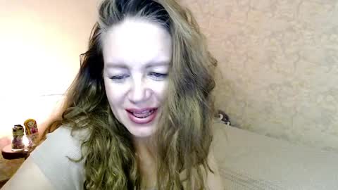 Snapshot of fern_lust chatting on June 8, 2:06 pm fern_lust online show from June 8, 2:06 pm