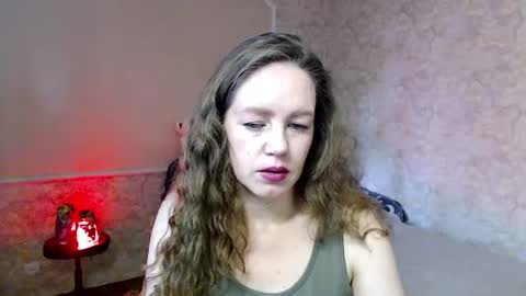 Snapshot of fern_lust chatting on July 2, 8:31 am fern_lust online show from July 2, 8:31 am