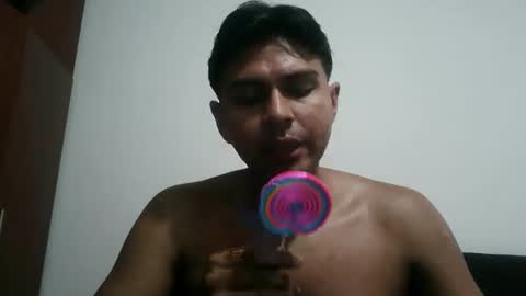 fernadox97 online show from March 22, 9:18 pm