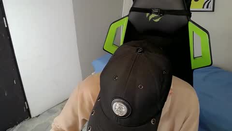 FERNANDO online show from December 1, 3:11 am