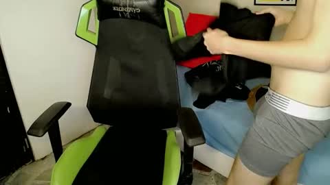 FERNANDO online show from December 2, 3:12 am