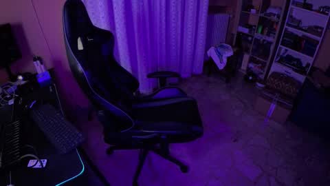 Snapshot of fernan_reds chatting on November 18, 6:01 pm Fernan online show from November 18, 6:01 pm