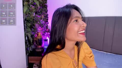 fernanda_liie_ online show from March 3, 12:55 pm