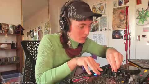 Fern next stream 430pm Monday PST online show from July 14, 6:51 am