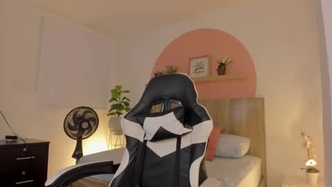 Snapshot of ferx2003 chatting on September 18, 2:57 am Fer online show from September 18, 2:57 am