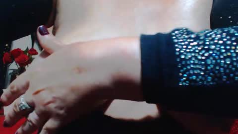 Snapshot of fetish_erotic_club chatting on September 16, 5:25 pm pregnant hairyc2cbigboobs mature online show from September 16, 5:25 pm