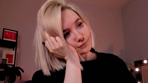 Snapshot of fetishrey chatting on January 18, 5:37 pm Rey online show from January 18, 5:37 pm