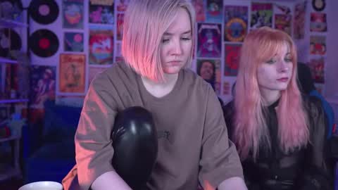 Snapshot of fetishrey chatting on March 6, 6:16 pm Rey online show from March 6, 6:16 pm